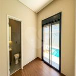 Casa Térrea Evidências - Indaiatuba/SP - R$ 1.950.000,00 - Área Total 307,33 m² - Área Construída 201,90 m² - TÉRREA - 03 suítes sendo a master com closet; Escritório; Lavabo; Cozinha com cooktop, forno, micro-ondas e coifa; Móveis planejados na hall de entrada, sala, escritório, cozinha, gourmet, s