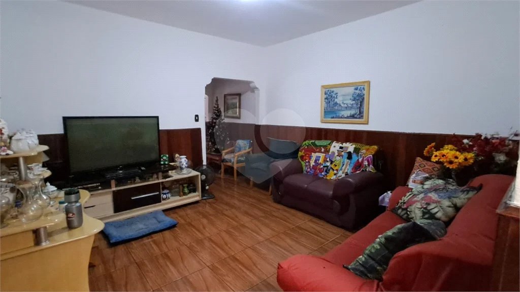 Sobrado à venda | 740 m² | 5 dormitórios (1 suíte) no Bom Retiro!
