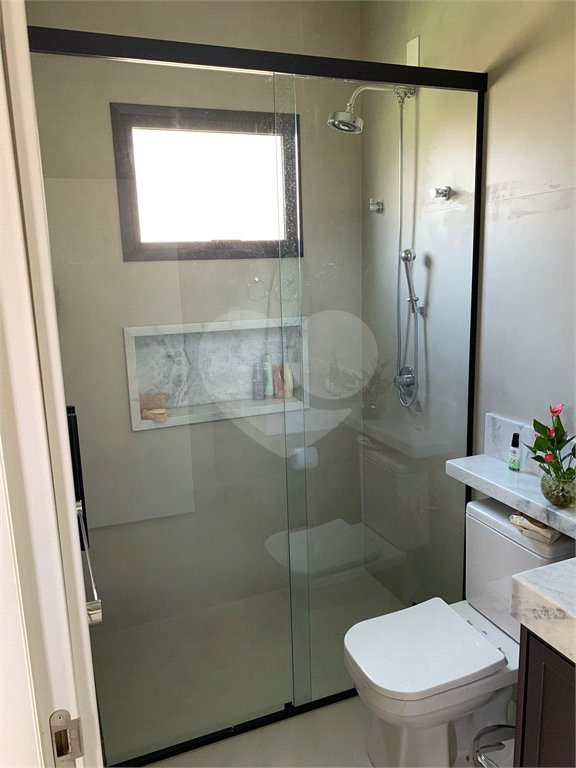 Casa à venda com 4 quartos, sendo 2 suítes, no condomínio Residencial Montes Claros, Itupeva - SP