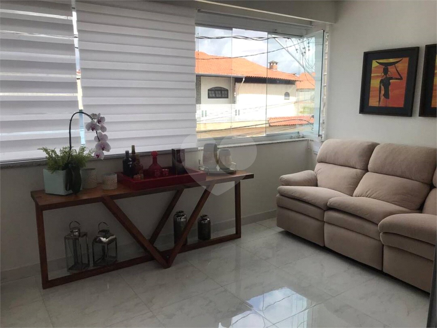 Sobrado à venda com 3 quartos, sendo 1 suíte,  em Vila Varela, Poá, SP