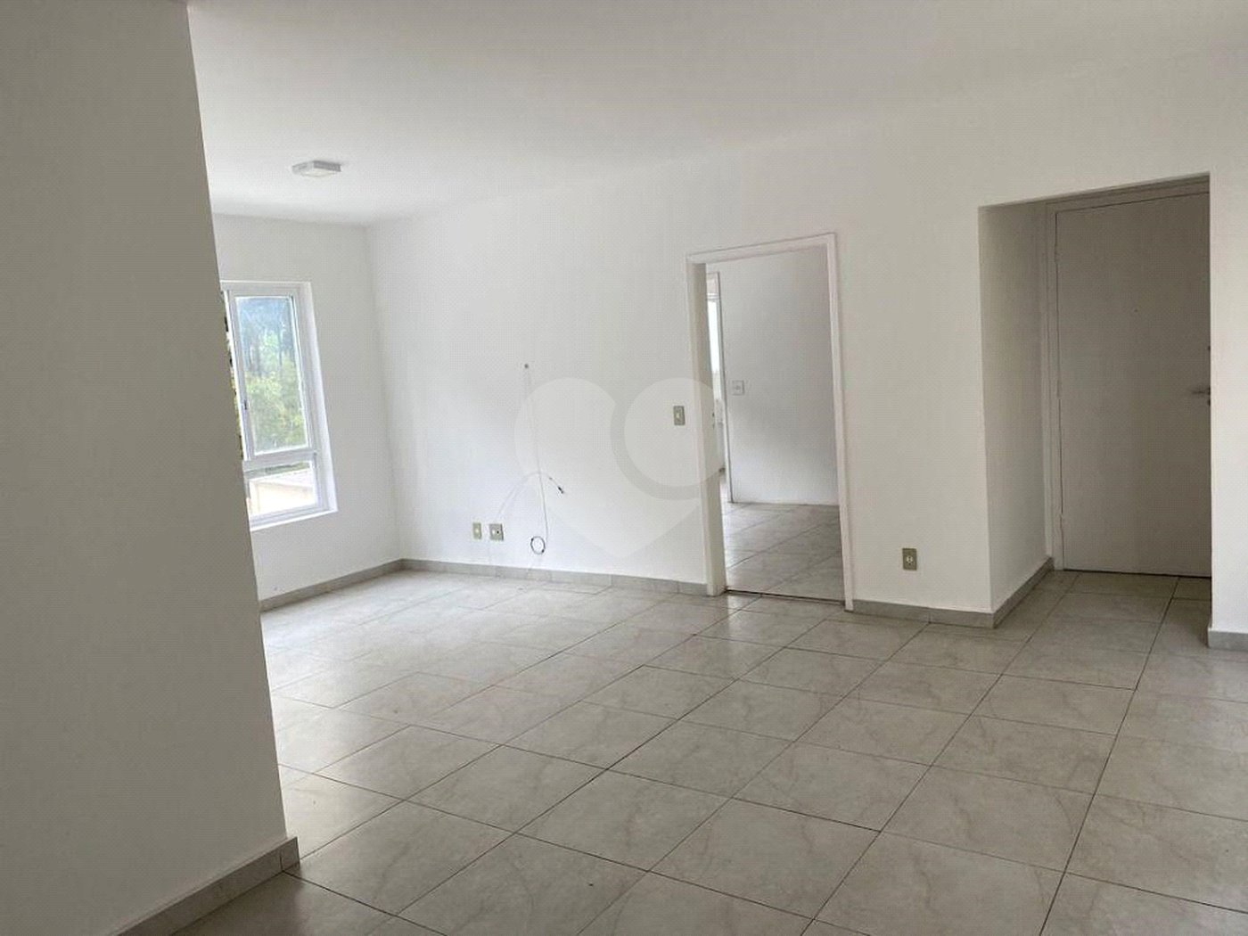 Apartamento para alugar com 3 quartos, sendo 1 suíte,  em Paraíso, São Paulo, SP