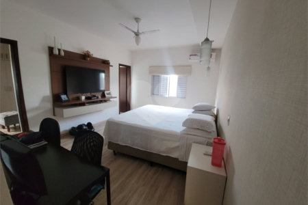 Casa à venda com 2 quartos, sendo 1 suíte, em Jardim Panorama, Salto, SP