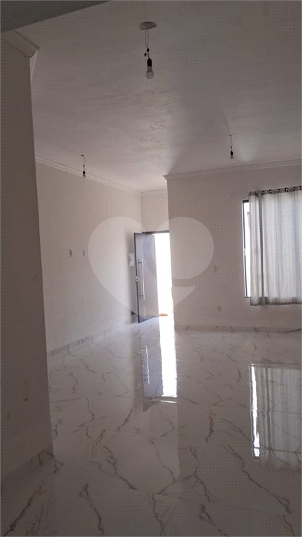 Casa à venda com 3 quartos, sendo 2 suítes,  em Ipê, Três Lagoas, MS