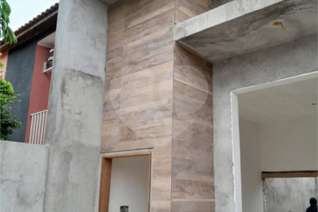 Casa à venda com 2 quartos, sendo 1 suíte, em Nova Cerejeira, Atibaia, SP