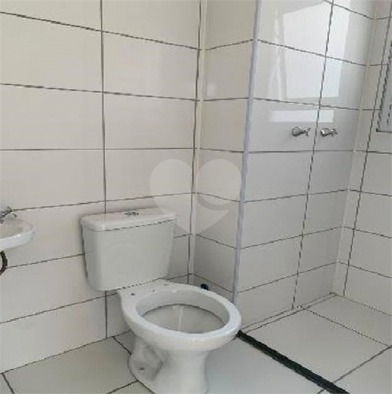 Apartamento à venda com 2 quartos em Vila Santo Antônio, Ferraz de Vasconcelos, SP
