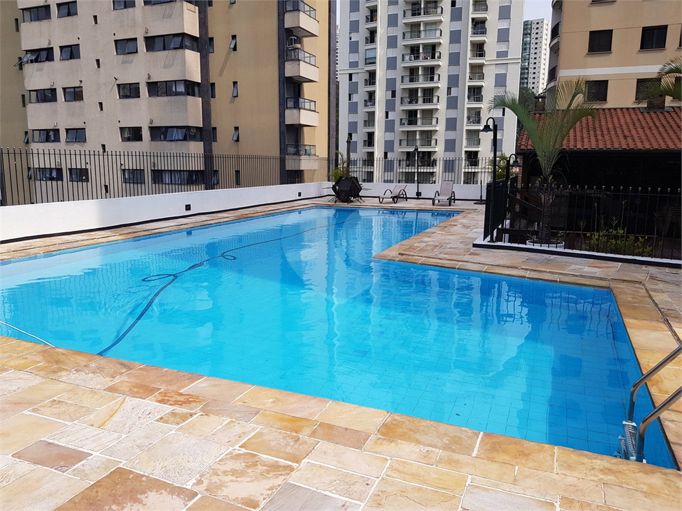 Apartamento à venda com 4 quartos, sendo 1 suíte, em Morumbi, São Paulo, SP