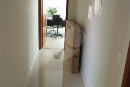 Casa à venda com 3 suítes no condomínio Residencial Central Parque, Salto - SP