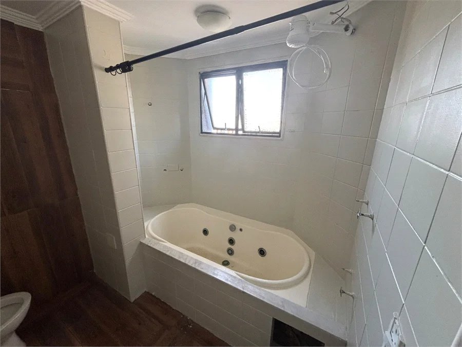 Apartamento à venda ou para alugar com 1 suíte em Vila Suzana, São Paulo, SP