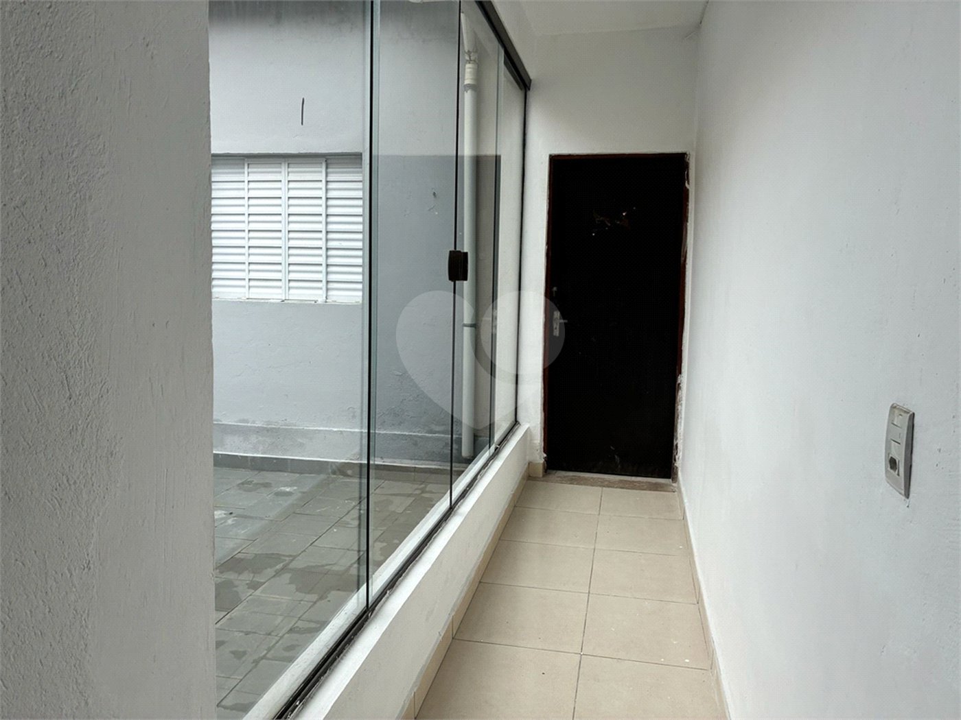 Casa à venda com 3 quartos, sendo 1 suíte,  em Vila Figueira, Suzano, SP