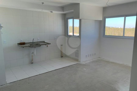 Apartamento à venda com 1 quarto em Botujuru, Mogi das Cruzes, SP