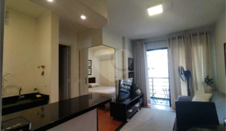 Flat à venda com 1 quarto em Moema, São Paulo, SP