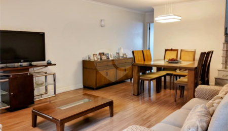 Casa à venda com 4 quartos, sendo 1 suíte,  em Vila Guilherme, São Paulo, SP