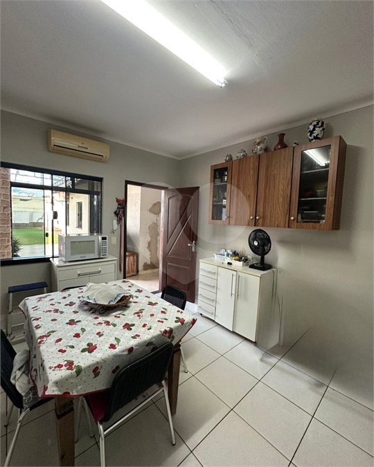 Casa à venda com 3 quartos, sendo 1 suíte,  em Vila Lacíria, Ponta Porã, MS
