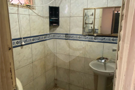 Casa à venda com 2 quartos em Vila Piloto, Três Lagoas, MS
