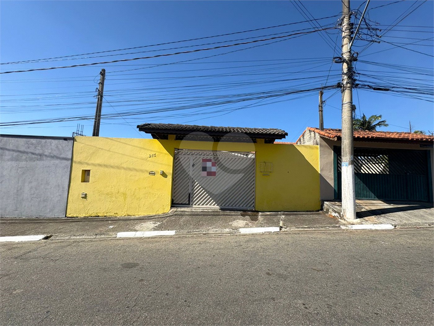 Casa à venda com 3 quartos, sendo 1 suíte, em Jardim Casa Branca, Suzano, SP