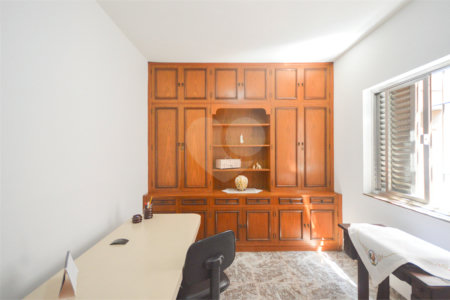 Casa à venda com 3 quartos, sendo 1 suíte, em Planalto Paulista, São Paulo, SP