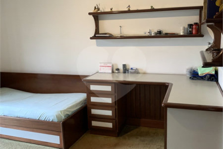 Sobrado à venda com 4 quartos, sendo 3 suítes, em Planalto Paulista, São Paulo, SP