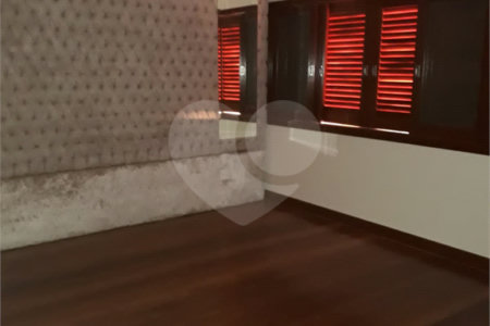 Casa à venda com 4 suítes no condomínio Jardim Vila Paradiso, Indaiatuba - SP