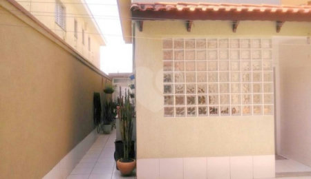 Sobrado à venda com 3 quartos, sendo 1 suíte,  em Vila Prudente, São Paulo, SP