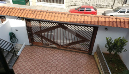 Sobrado à venda com 3 quartos, sendo 1 suíte,  em Vila Guaca, São Paulo, SP