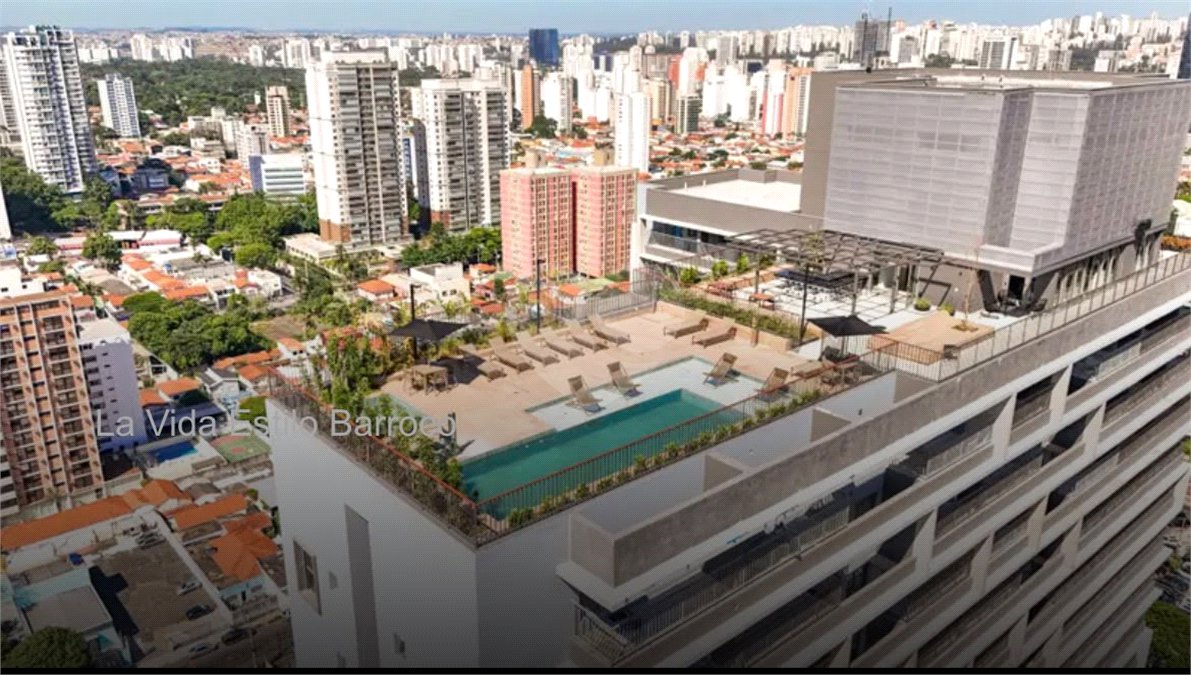 Apartamento à venda com 2 quartos, sendo 1 suíte,  em Santo Amaro, São Paulo, SP