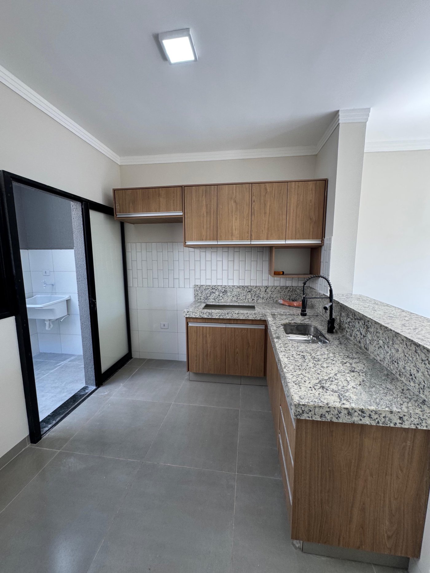 Casa à venda com 2 quartos em Ipê, Três Lagoas, MS