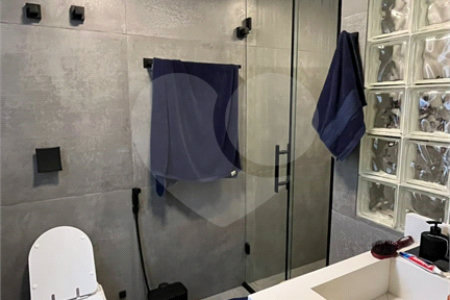 Apartamento à venda com 3 suítes em Vila Suzana, São Paulo, SP