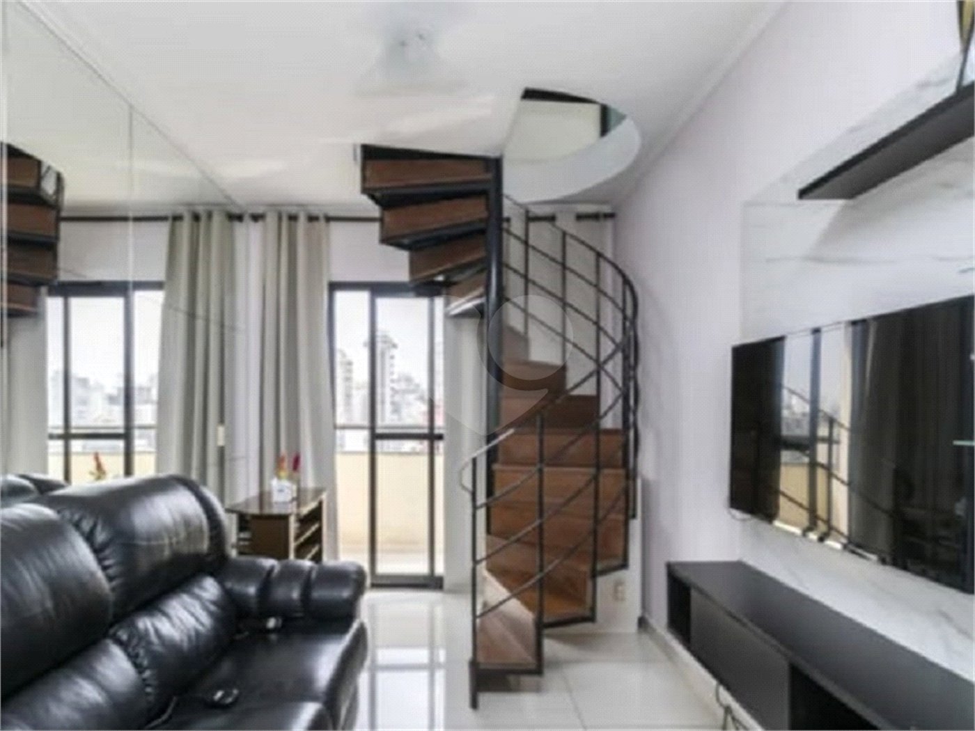Apartamento à venda com 3 quartos, sendo 2 suítes, em Barra Funda, São Paulo, SP