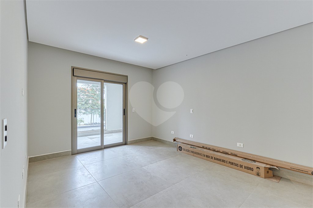 Casa à venda com 4 suítes no condomínio Carmen, São Paulo - SP
