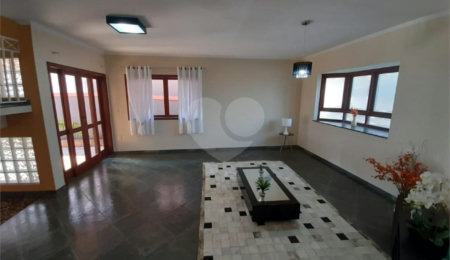 Casa à venda com 3 suítes no condomínio Villaggio Capriccio, Louveira - SP