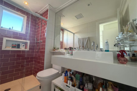 Apartamento à venda com 3 suítes em Jardim Marajoara, São Paulo, SP