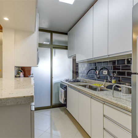 Apartamento à venda com 3 quartos, sendo 1 suíte, em Alto da Boa Vista, São Paulo, SP