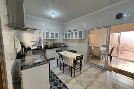 Casa à venda com 4 suítes em Vila Carvalho, Sorocaba, SP