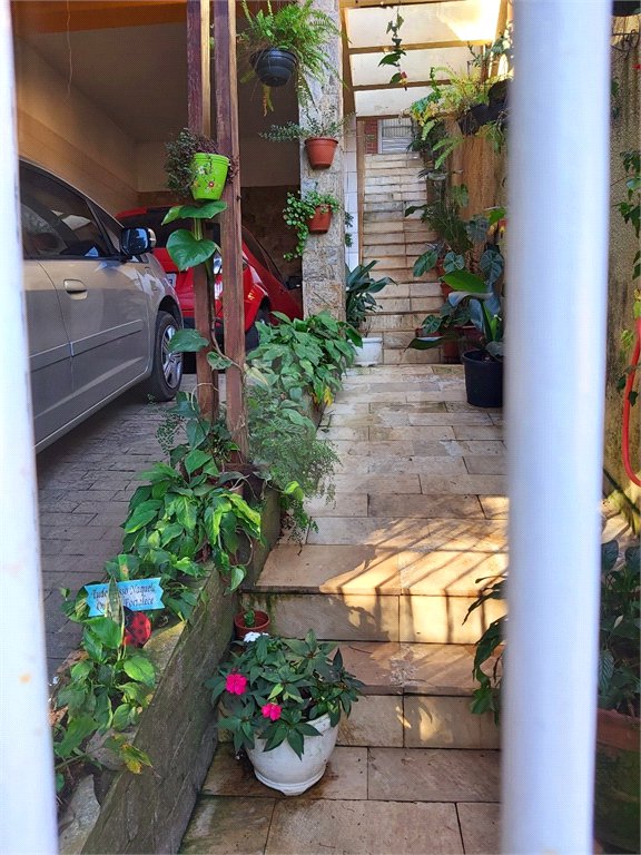 Sobrado à venda com 3 quartos, sendo 1 suíte, em Vila Irmãos Arnoni, São Paulo, SP