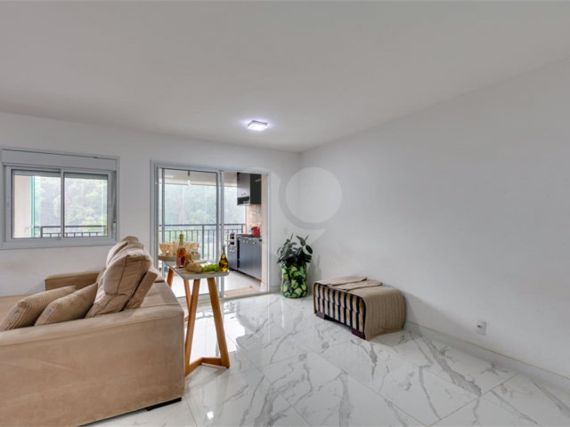 Apartamento à venda com 2 suítes em Santo Amaro, São Paulo, SP