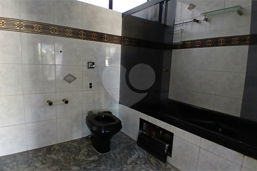 Sobrado à venda com 4 quartos, sendo 1 suíte, em Santana, São Paulo, SP