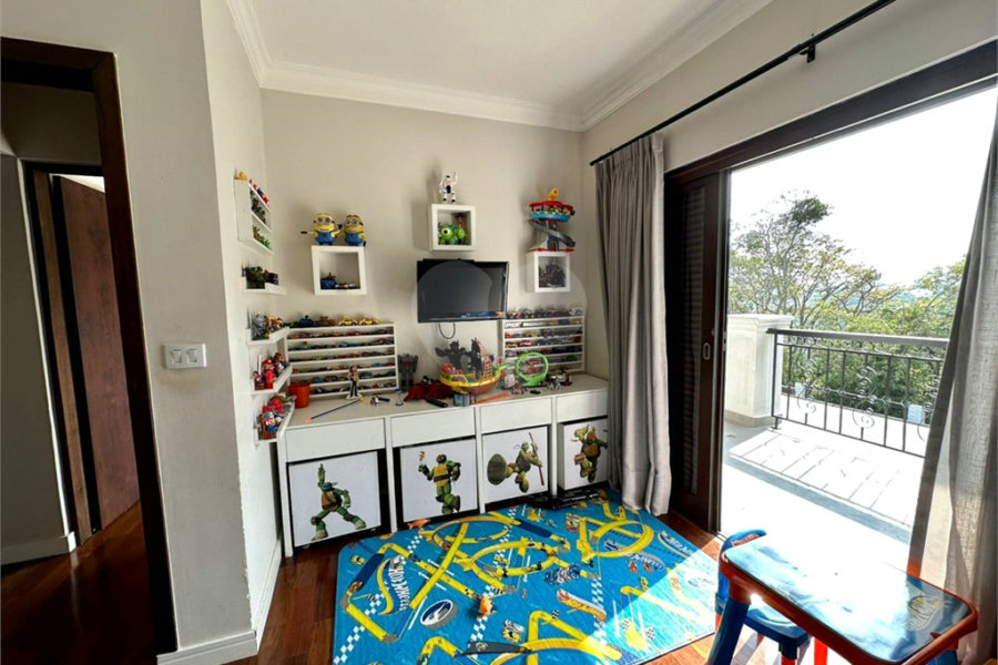 Casa à venda com 4 suítes no condomínio Gleba II, Mairiporã - SP