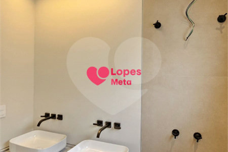 Casa à venda com 4 quartos, sendo 2 suítes, no condomínio Reserva Aruanã, São José dos Campos - SP