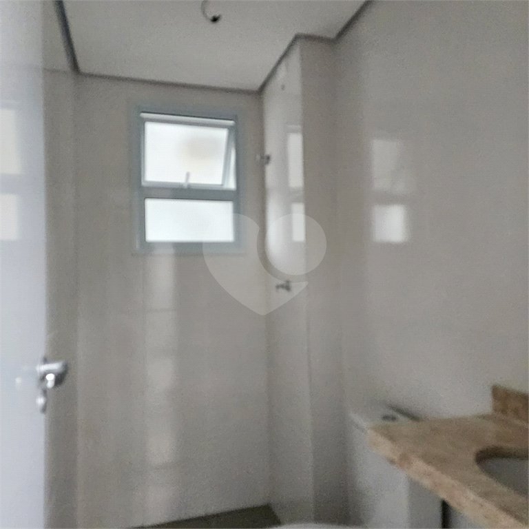 Casa à venda com 2 quartos, sendo 1 suíte, no condomínio Residencial Sanches, São Paulo - SP