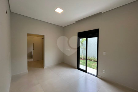 Casa à venda com 3 suítes no condomínio Helena Maria, Sorocaba - SP