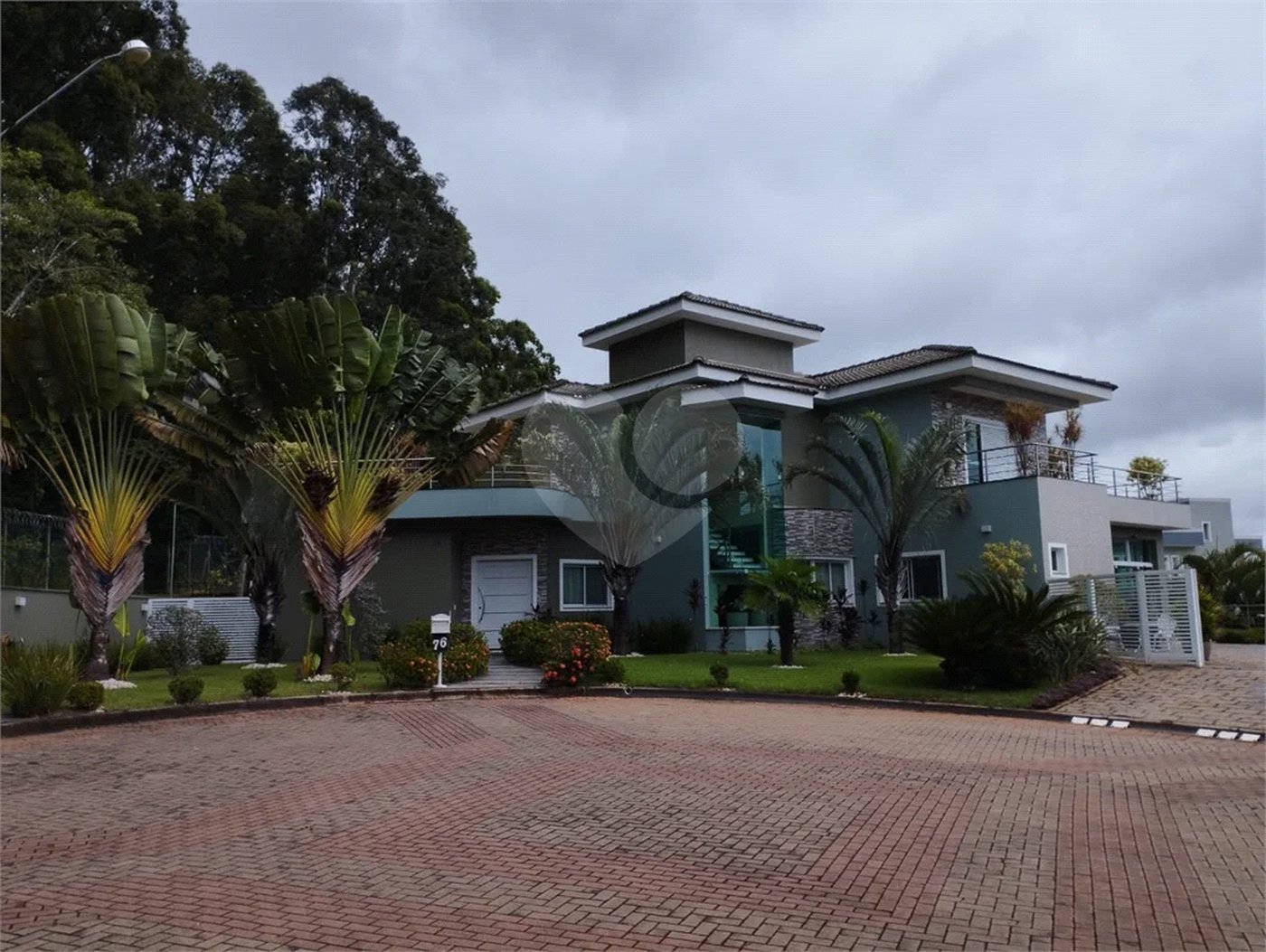 Casa à venda com 5 quartos, sendo 3 suítes, no condomínio Ibiaram 1, Itupeva - SP