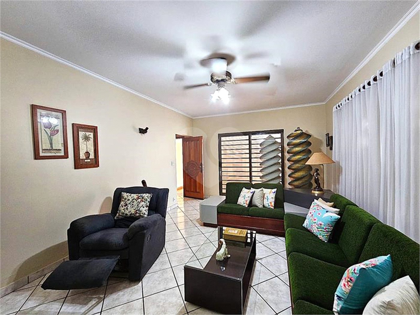 Casa Térrea à venda com 6 quartos, sendo 4 suítes, em Jardim Maria Goretti, Ribeirão Preto, SP