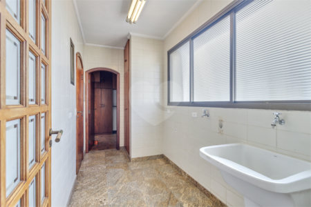 Apartamento à venda com 2 quartos, sendo 1 suíte, em Campo Belo, São Paulo, SP