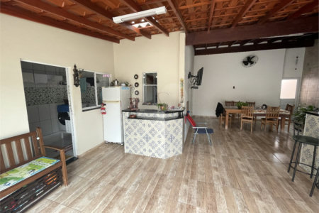 Casa à venda com 2 quartos, sendo 1 suíte, em Vila Angélica, Sorocaba, SP