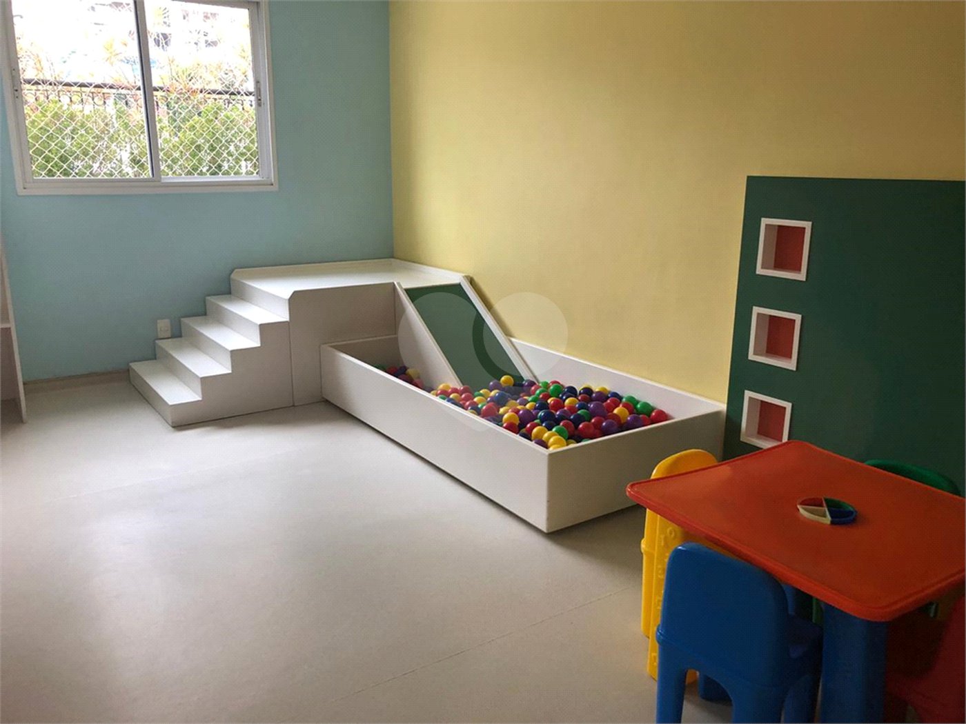 Apartamento à venda com 2 suítes em Vila Dom Pedro I, São Paulo, SP