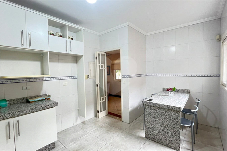 Casa à venda com 3 quartos, sendo 1 suíte, no condomínio Villagio Tramway, São Paulo - SP