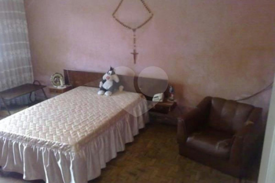 Sobrado à venda com 3 quartos em Parada Inglesa, São Paulo, SP
