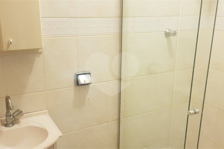 Sobrado à venda com 4 quartos, sendo 2 suítes, em Vila Hamburguesa, São Paulo, SP