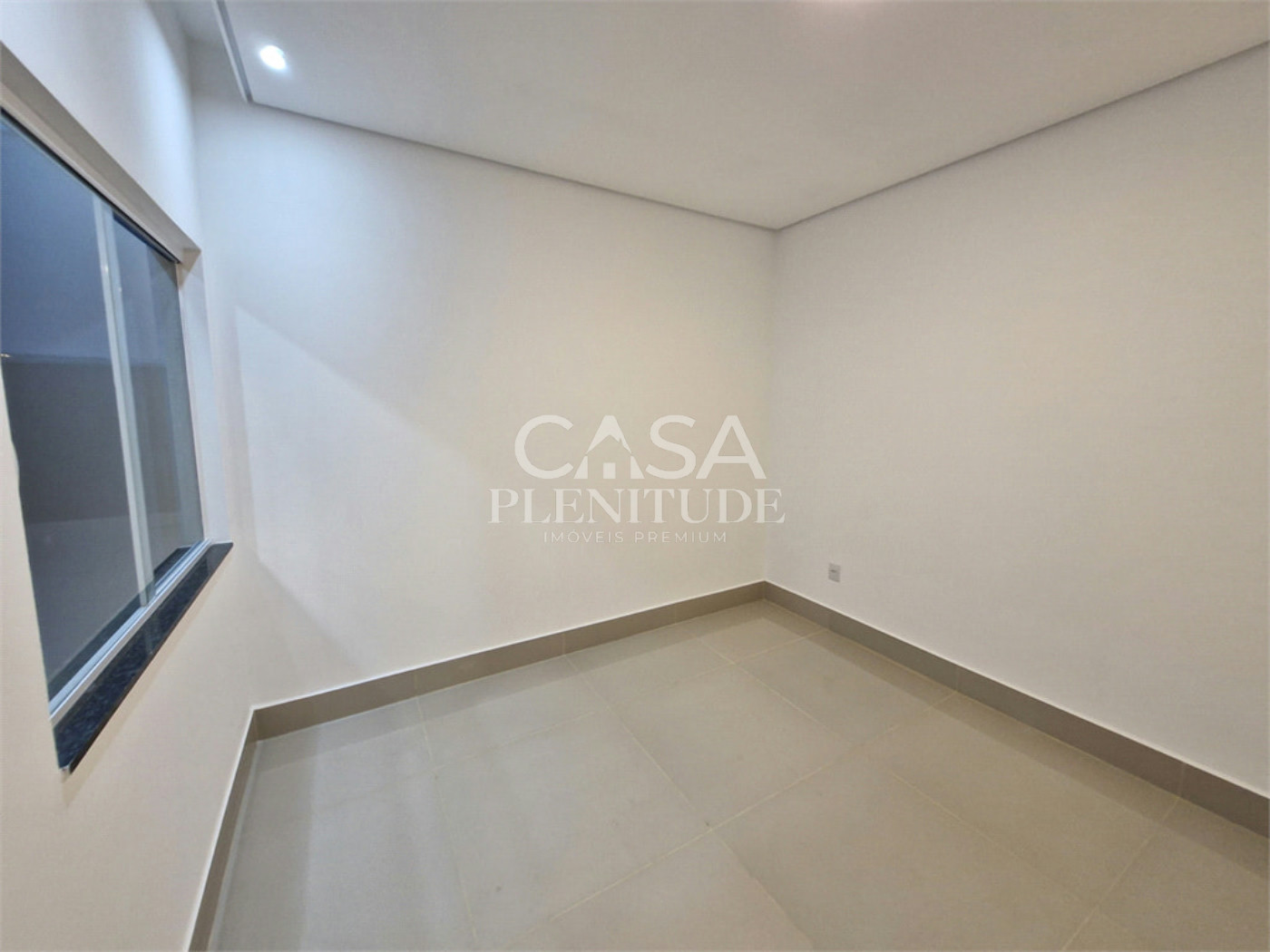 Casa em condomínio à venda com 3 quartos, sendo 1 suíte, em Cajuru do Sul, Sorocaba, SP