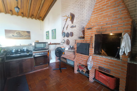 Chácara à venda com 3 quartos, sendo 1 suíte,  em Vila São Gonçalo, Itapetininga, SP